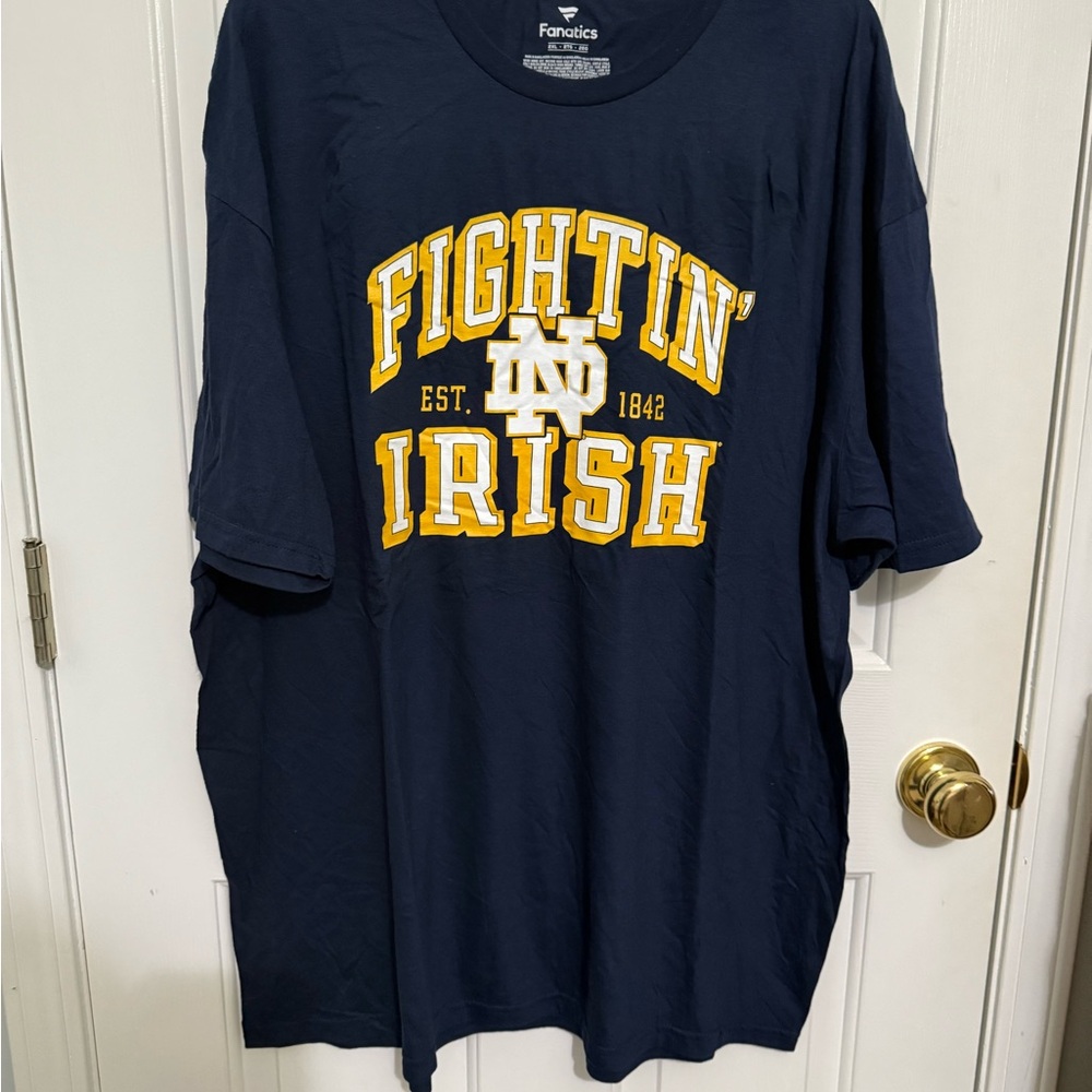 Fanatics Notre Dame Fightin' Irish T-Shirt *NEW WITHOUT TAGS*